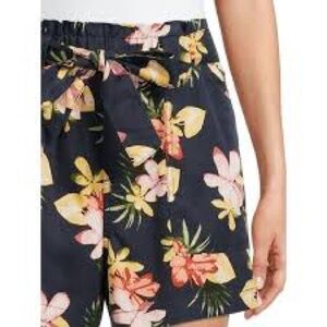 NEW Paperbag Tropical floral print belted shorts
